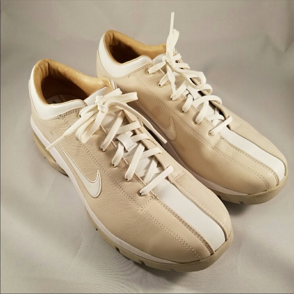 Nike Performance Golf Shoe. Women’s